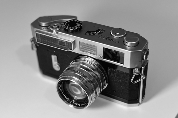 オールドカメラ canon 7 × オールドレンズ50mm × モノクロフィムル 